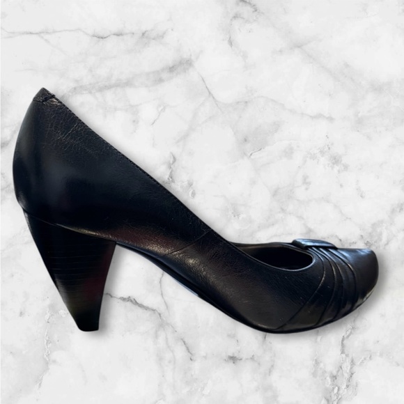💟💎Vianni Vintage Black Leather High Heels - Picture 6 of 15